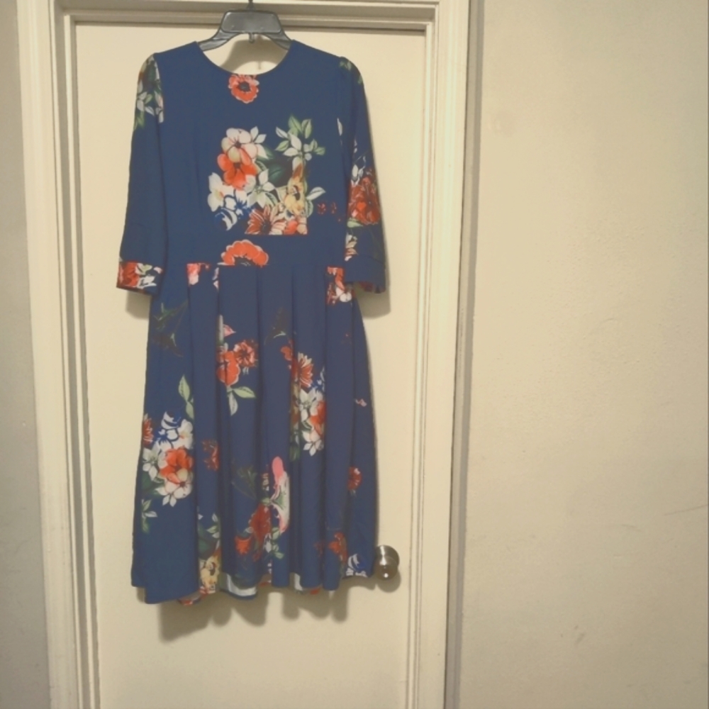 Beautiful Floral Multi Color Vintage Midi Dress